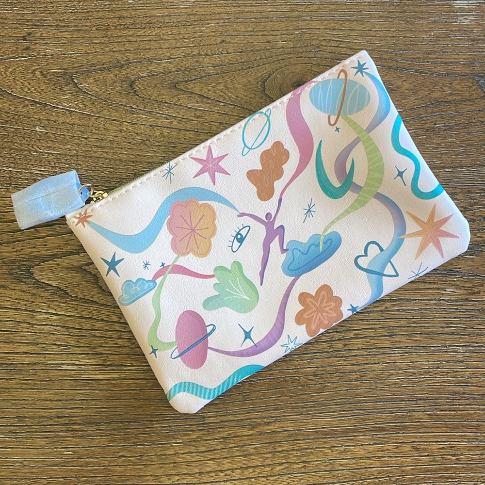 Ipsy Glam Makeup Bag - Picture 3 of 5